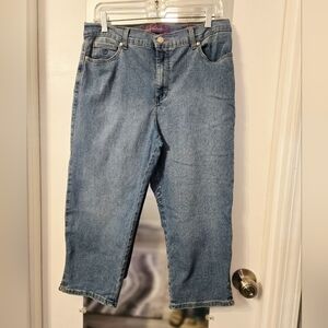 Gloria Vanderbilt "Amanda" Denim Capris